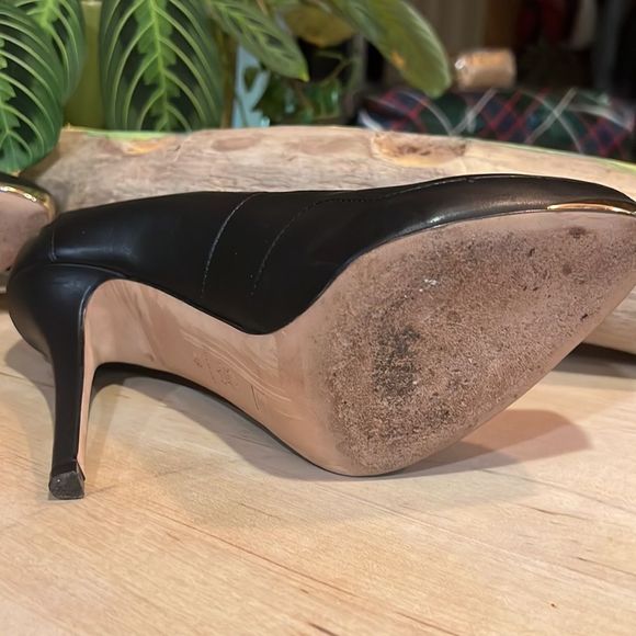 Escada black and gold leather heels - Picture 12 of 14